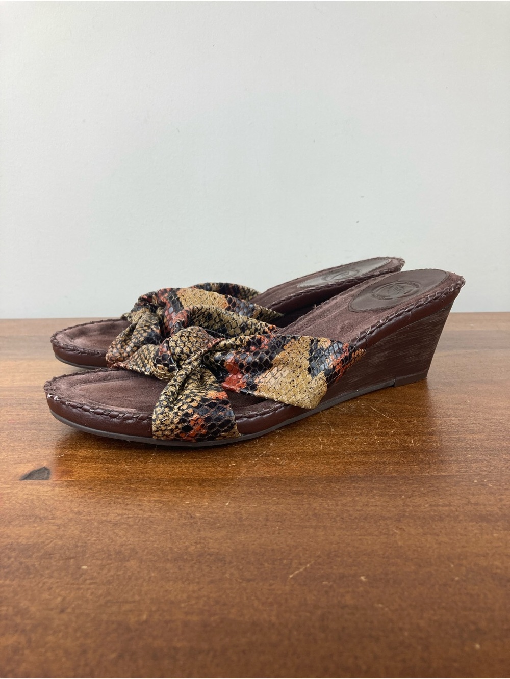 Nurture CABOT Leather Wedge Snake Print Sandals Brown Open Toe Women’s 7.5M.